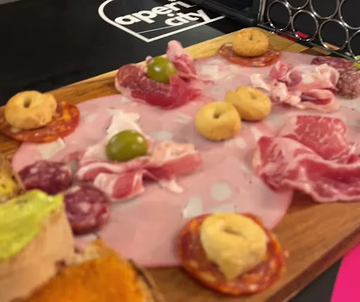 Foto di AperiCity Salerno | Food & Drink