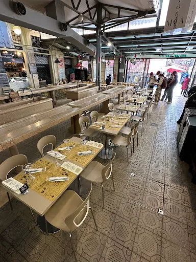 Artigiani del Gusto Modena Mercato Storico Albinelli