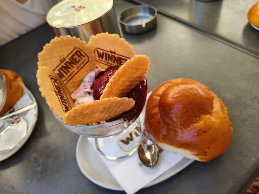 Foto di Bar Winner Corso Garibaldi | Pasticceria | Gelateria | Granite artigianali | Aperitivi | Cornetteria