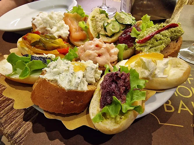 Caffè Monte Baldo - Osteria tipica e Ristorante