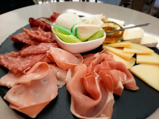 Foto di Cairoli Bakery - Pasticceria, Caffetteria, Ristorante e Wine Bar