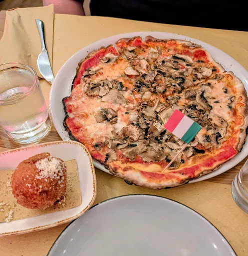 Foto di Cimarra 4 Pizzeria & Cocktail Bar (anche Senza Glutine)