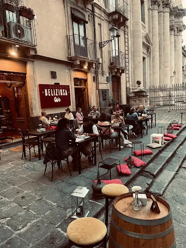 Foto di Deliziosa Café & Cocktail Bar | Apericena e Colazione