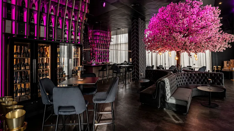 Dialogue Wine & Cocktail Lounge