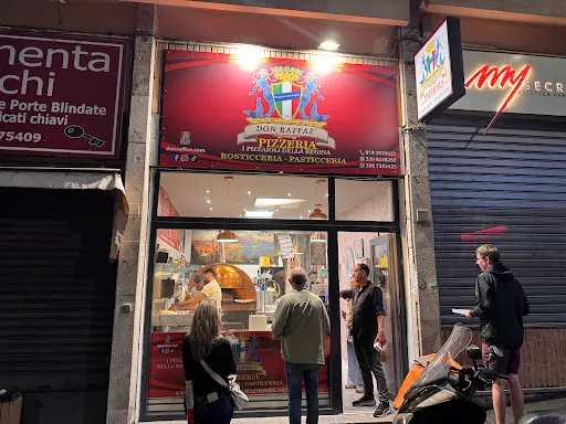 Foto di Don Raffaè Pizzaiolo della Regina d’Italia 🇮🇹