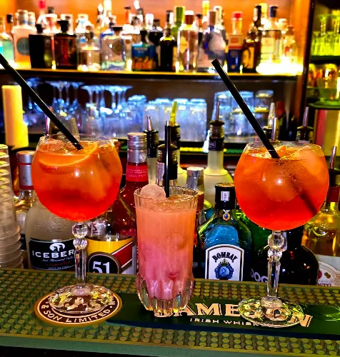 Drinkeria cocktail bar