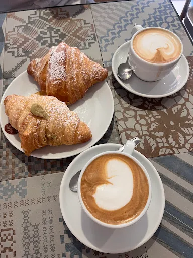 Foto di Dulcis Pasticceria | via Baylle