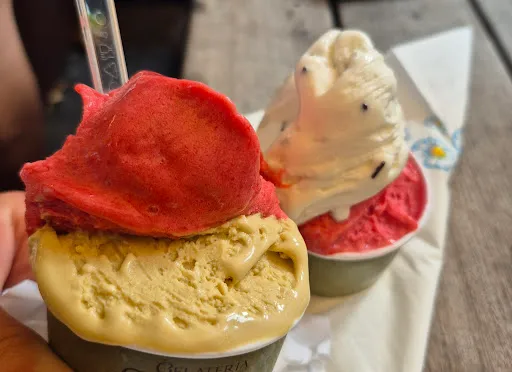 Foto di Gelateria Santa Colomba