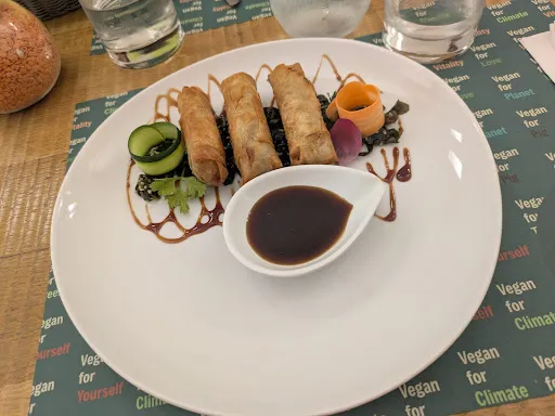 Gintilla Organic Vegan Restaurant