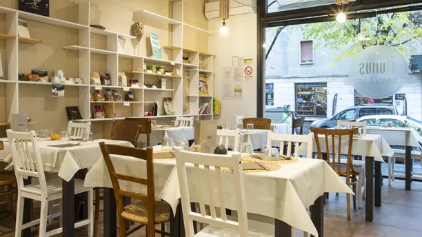Humus Bio Bakery Bistrot