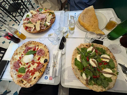 Foto di L’Antica Pizzeria da Michele Taranto