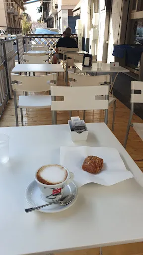 Foto di LE FUMOIR