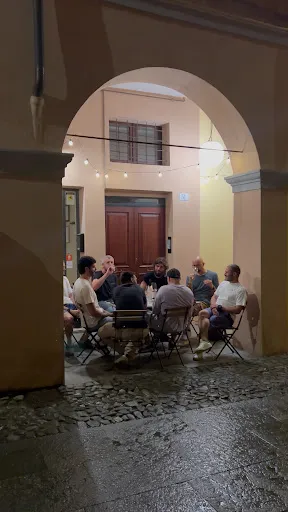Foto di LÓI - BERE SINCERO