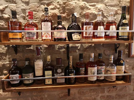 Foto di LUX Gin Bar & Distillery
