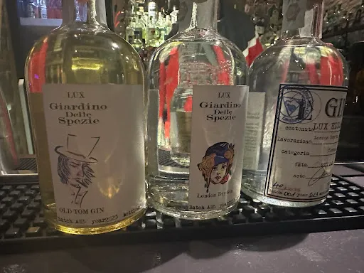 Foto di LUX Gin Bar & Distillery