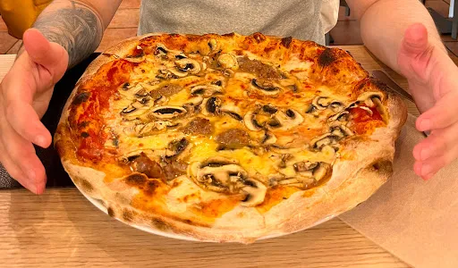 Foto di La Lira - Pizzeria Bisteccheria