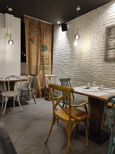 Foto di La Romantica Pizzeria - Borgo XX Giugno, 9, PG