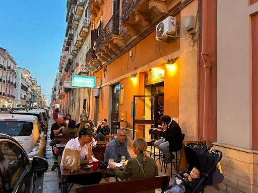 Foto di Loophole Birreria Tarantina