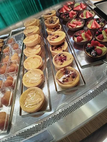 Loretta Fanella Pâtisserie - Café - Dining