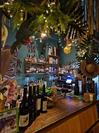 Foto di Luau Tiki bar
