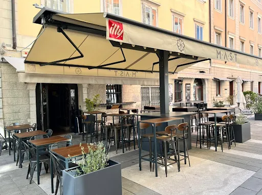 Foto di MAST | Aperitivi & Cocktail bar Trieste