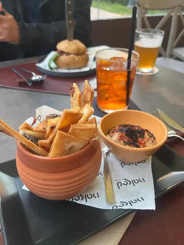 Naked - Concept Bar