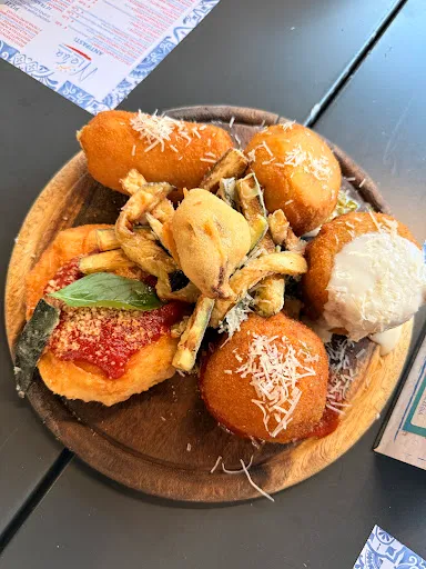 Nietta - Pizzeria e Friggitoria Monza