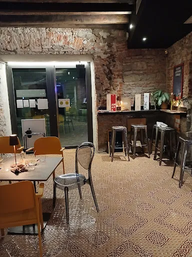 Foto di Ombra - Miscelazione, Piattini e Vini Naturali