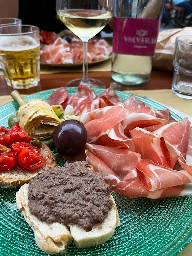 Osteria Su Santa Trinita
