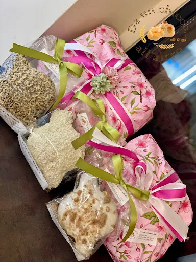 Foto di Panificio Pasticceria Artigianale - DA UN CHICCO ALL’ ALTRO - Pizze, Dolci e Torte per Feste.