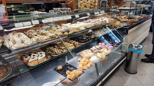 Foto di Pasticceria Antica Perugia Via Eugubina...Artigiani del gusto