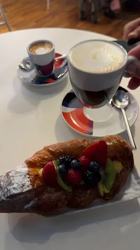 Foto di Pasticceria Martesana Milano Sarpi