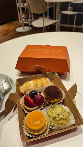 Foto di Pasticceria Martesana Milano Sarpi