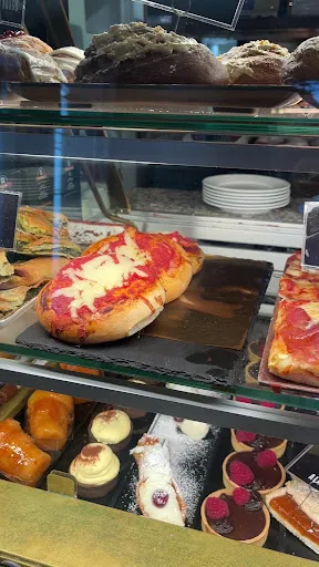 Foto di Pasticceria Tre Fontane Di Sabato Tiziana e C.