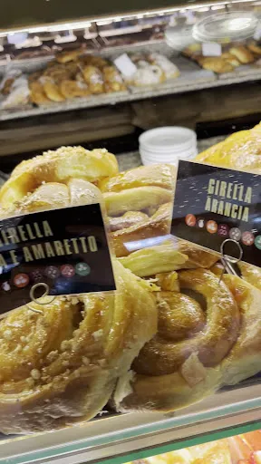 Foto di Pasticceria Tre Fontane Di Sabato Tiziana e C.