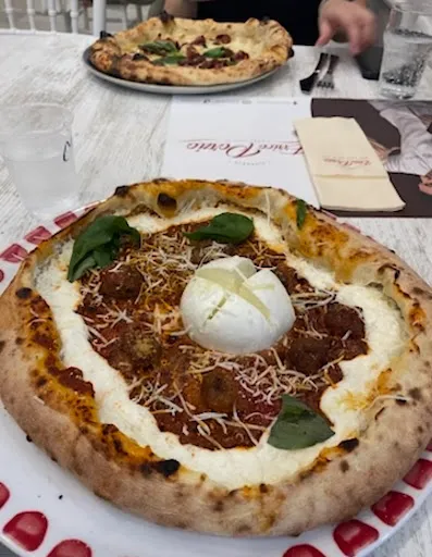 Foto di Pizzeria Errico Porzio Salerno