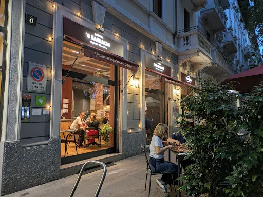 Foto di Pizzeria 'O Sarracin (Milano)