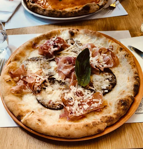 Foto di Pizzeria Positano Milano - Colonne di San Lorenzo