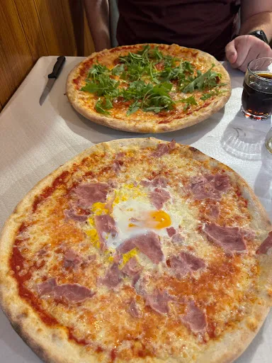 Pizzeria Ristorante Charlot