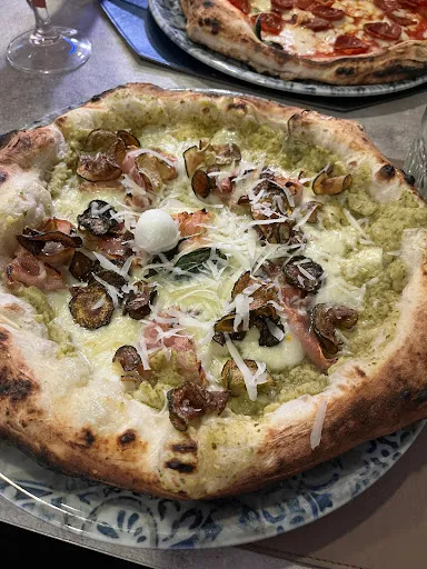 Foto di Pizzeria Vesuvium Prato