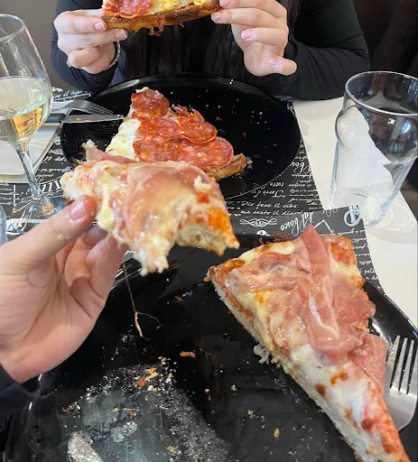Pizzeria degli Artisti Pizza Al Trancio e Tradizionale