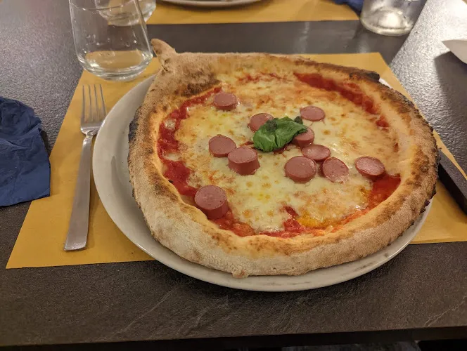 Ristorante pizzeria Pinogiorgio