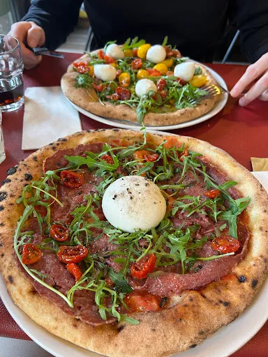 Foto di Rosso Vivo Musei Vaticani - Pizza Bio di Grani Toscani, anche Gluten-Free