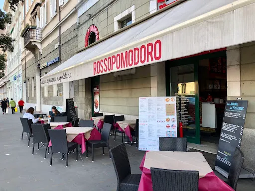 Rossopomodoro Trieste