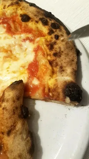 Salerno Centro Pizza Gourmet