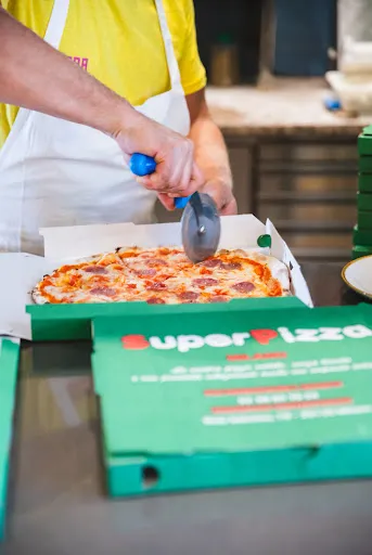 Foto di Superpizza Milano - pizze senza lievito e integrali