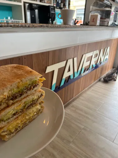 Foto di TAVERNA BAR BISTROT