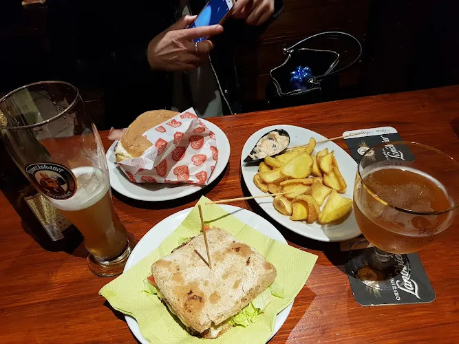 TNT Pub