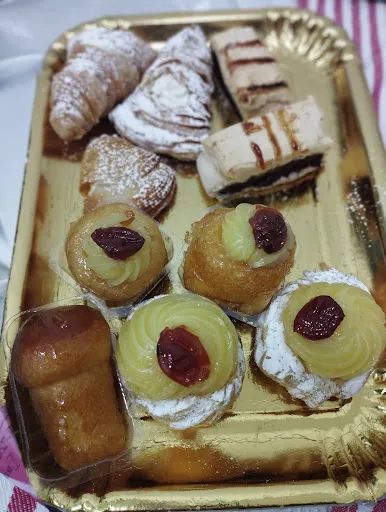 Foto di Tarallificio e Pasticceria Esposito Patrizia