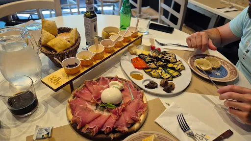 Foto di Tigella's Navigli